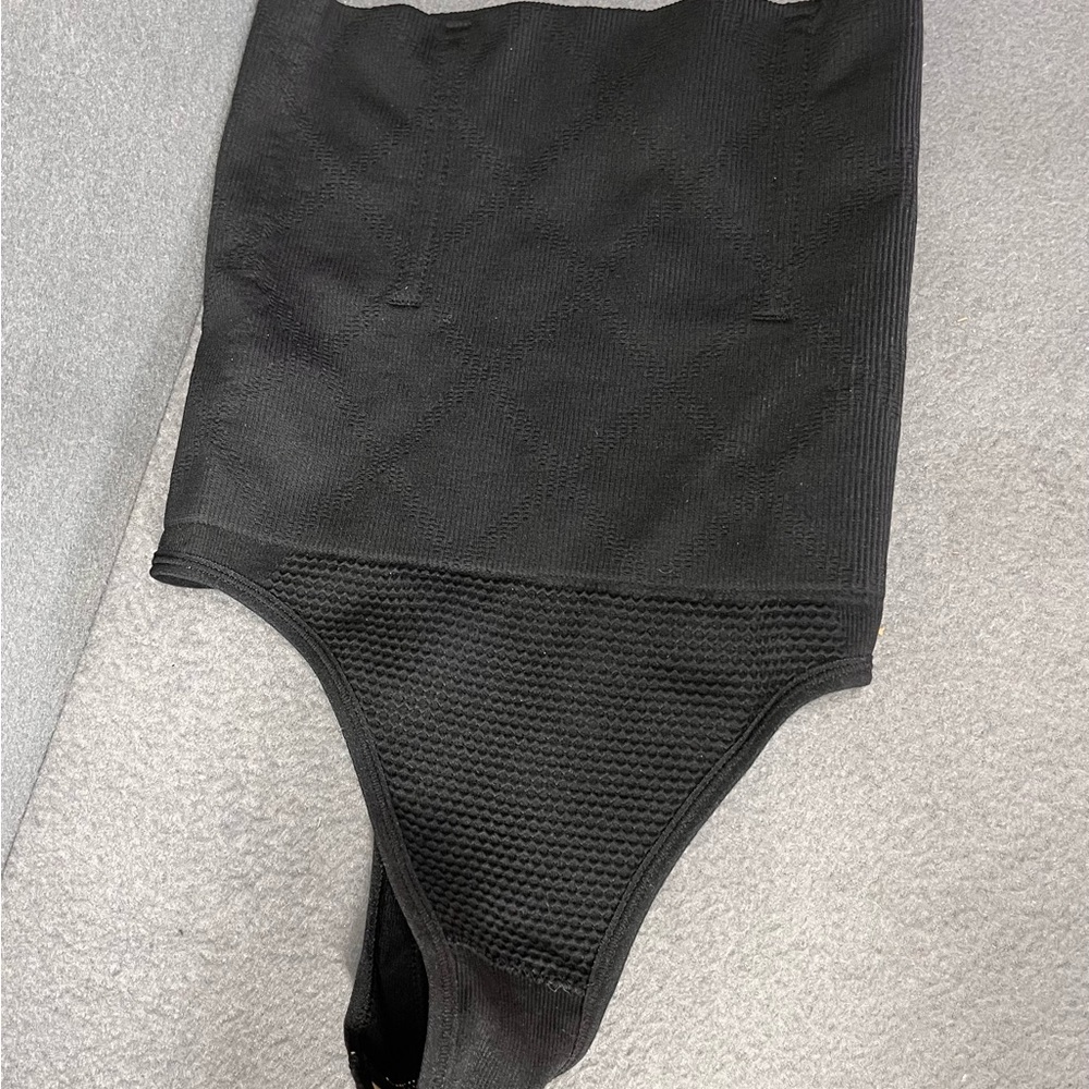 Seamless Black Shapewear‎